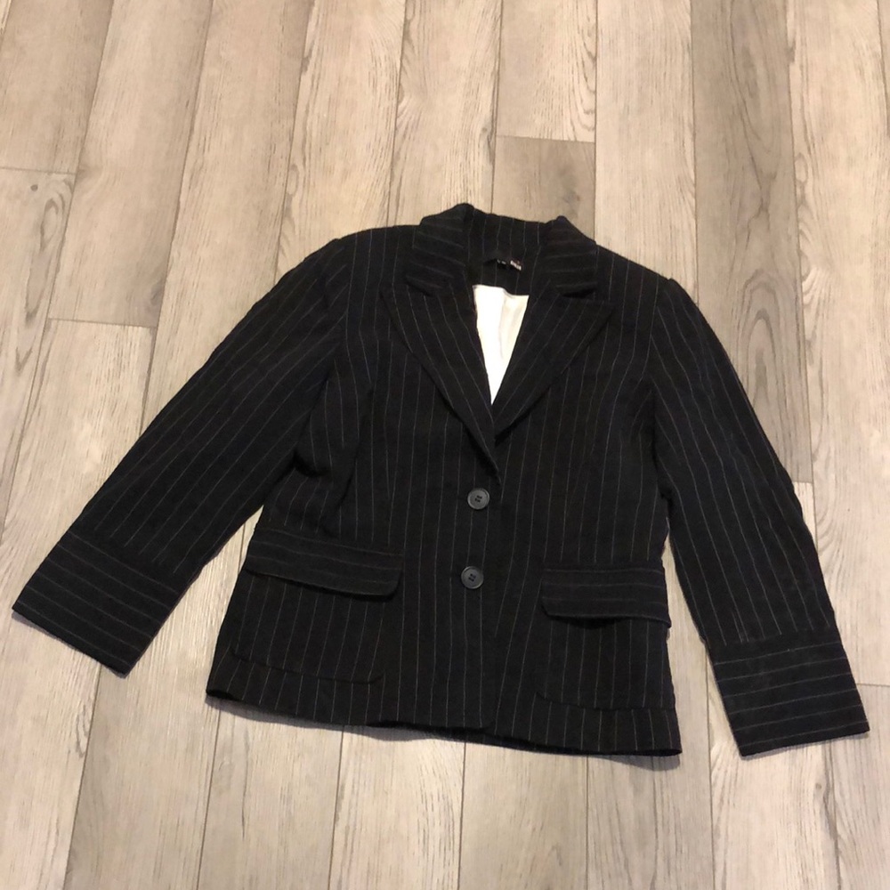Black Tailored Blazer with Notched Lapels junior size 10p